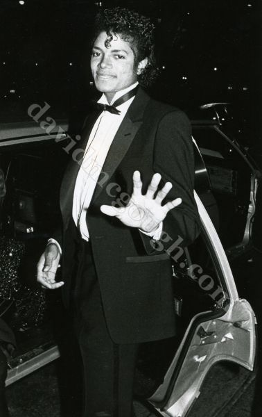 Michael Jackson 1982 NYC.jpg